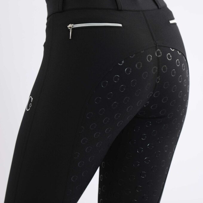 CALORENA-BLACK-BACK-DETAIL