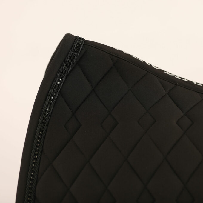 CASHELLY-BLACK-DETAILS-STRASS2