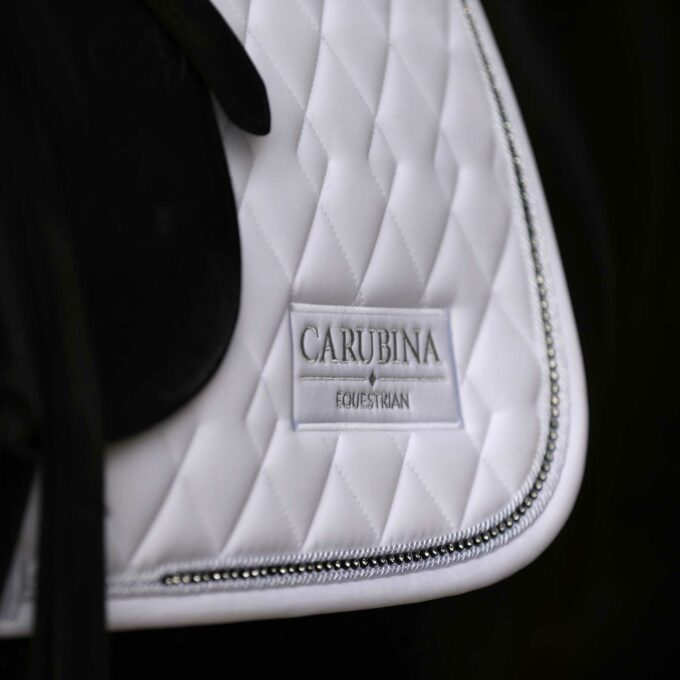 CASHELLY-WHITE-Detail