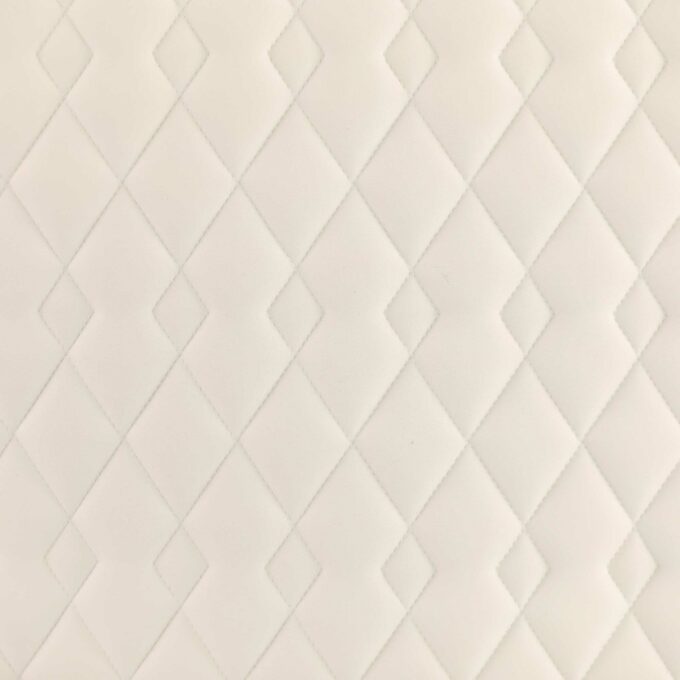 CASHELLY-WHITE-QUILTING