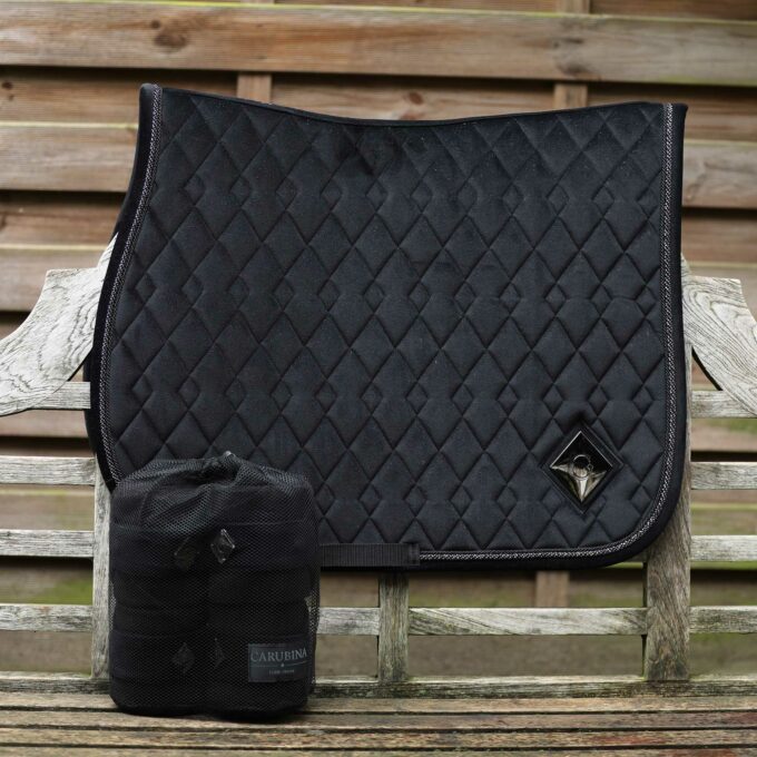 CAVELLY-VS-BLACK-SET