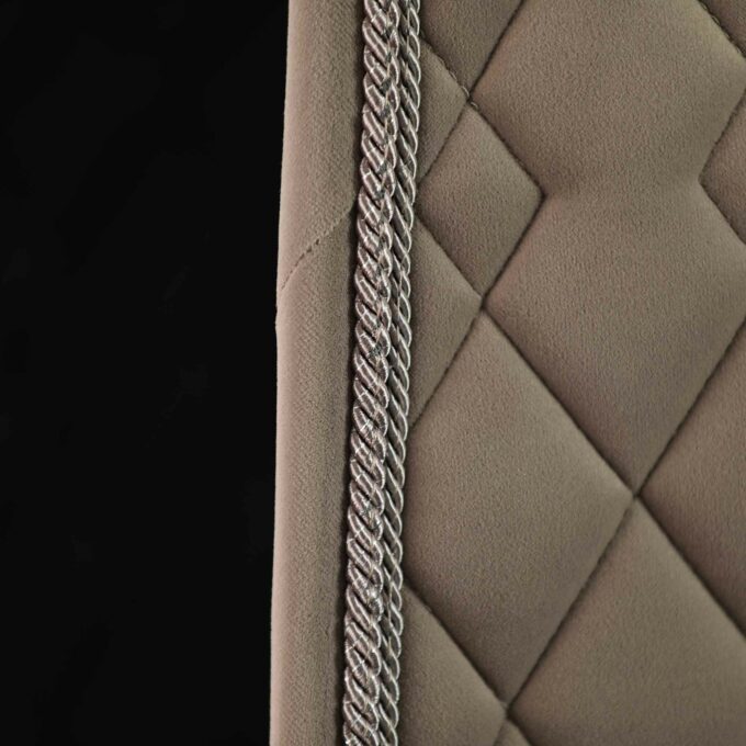 CAVELLY-WALNUT-DETAIL6